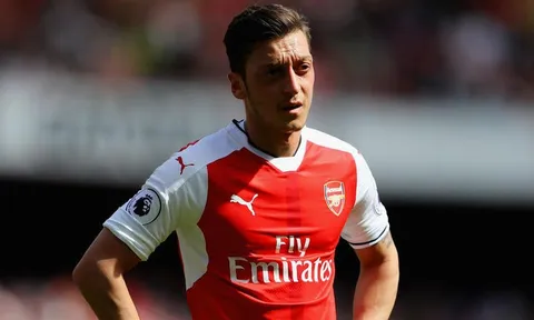 Khởi đầu Europa League, Arsenal cất một loạt trụ cột