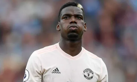 "Khốn kiếp! Tôi chưa bao giờ nói về việc muốn rời Man Utd"