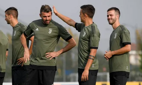 Không còn kỷ lục, Juventus vẫn tự tin trở lại Champions League