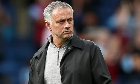 Không phải Zidane, Cantona muốn M.U thay Mourinho bằng cái tên bất ngờ