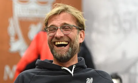 Klopp đang 'diễn hài' tại Liverpool?