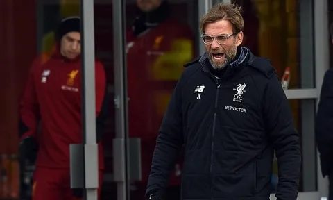 Klopp hò hét trên sân tập, Liverpool sẵn sàng 'làm gỏi' Everton