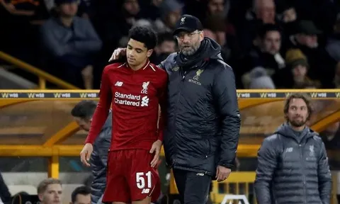 Klopp nhận xét chân thành về màn ra mắt của 'kỷ lục gia' 16 tuổi