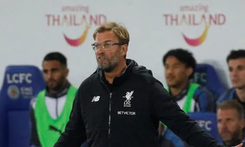 Klopp "phát bệnh" với hàng thủ tệ hại của Liverpool