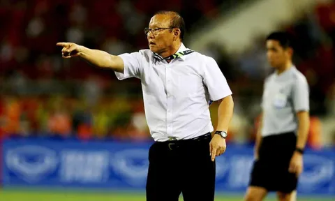 Giúp Việt Nam vô địch AFF Cup, thầy Park được nhiều CLB Hàn chèo kéo