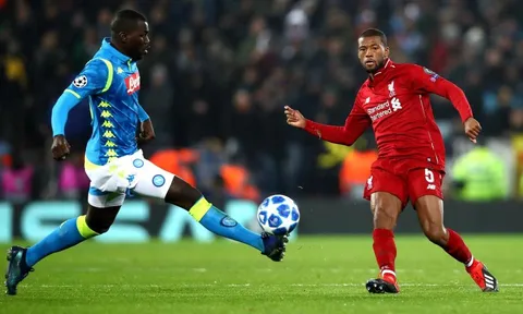 Chói sáng trước Liverpool, sao Napoli được fan Quỷ đỏ thèm khát
