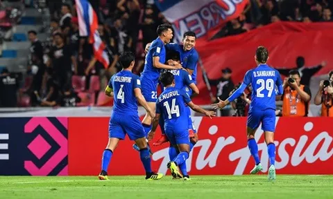 Huyền thoại Kiatisak chỉ mong Thái Lan hòa Malaysia