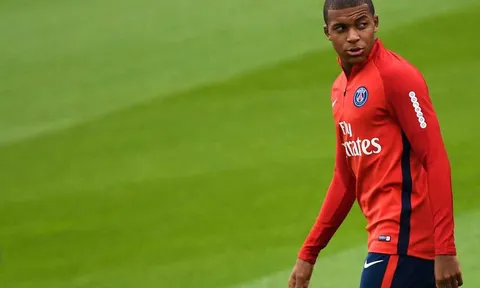 "Kylian Mbappe là sự pha trộn giữa Henry với Anelka"