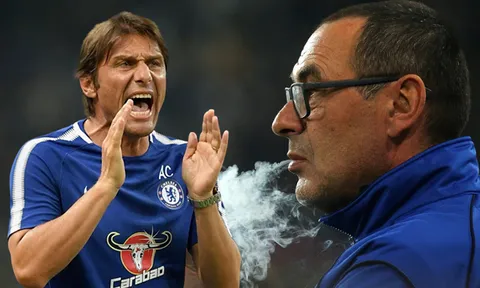 'Sarri-ball khiến tôi dễ thở hơn so với 3-5-2 của Conte'