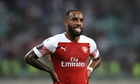 Lacazette nóng mặt khi nhìn măng non liên tục lập công