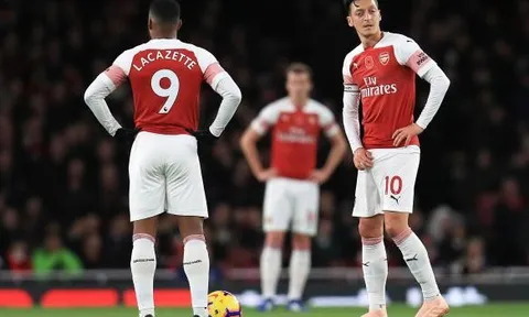 Lại mất điểm, fan Arsenal chán nản với trụ cột thường xuyên 'tàng hình'