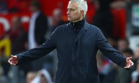 Lại vạ miệng thiếu kiềm chế, Mourinho đứng trước nguy cơ báo hại M.U