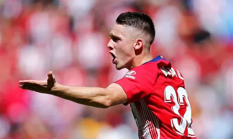 Lần đầu ra mắt, tiền đạo 19 tuổi giúp Atletico thoát thua phút bù giờ