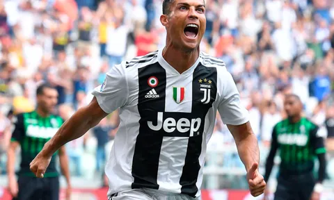 Lập cú đúp, Ronaldo đạt kỷ lục không tưởng