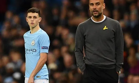 Lập kỉ lục, sao trẻ của Man City vẫn phải nghe Pep "giáo huấn"