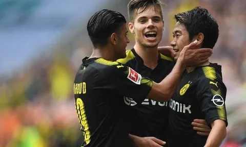 Lập siêu phẩm, cựu sao Man Utd đi vào lịch sử Bundesliga