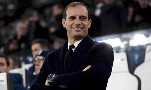 Allegri khen hàng thủ để 'dìm' Mandzukic?