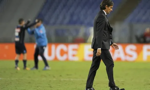 Lazio 1-4 Napoli: Tiếc cho 'Đại bàng'