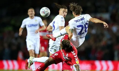 Leeds của 'phù thủy' Bielsa lại bất bại, tiếp tục ngự trị trên đỉnh