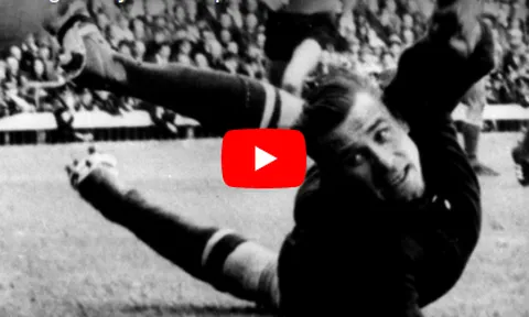 Lev Yashin - thủ môn duy nhất từng đoạt Quả bóng Vàng
