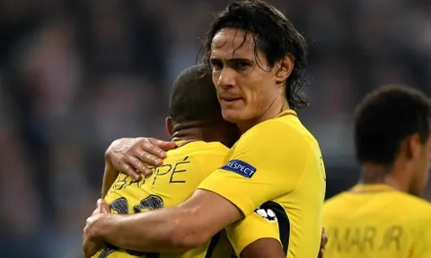 Lịch sử chỉ 2 cựu sao Man Utd hay hơn, ai còn dám chê Cavani?