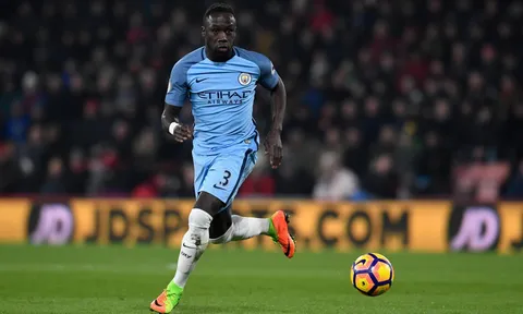Lindegaard, Toure và 19 cầu thủ tự do có thể cập bến NHA (Phần cuối)