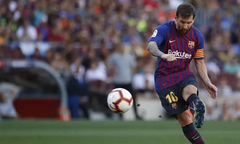 Lionel Messi - Sát thủ trước chấm đá phạt