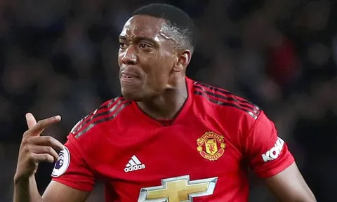 Nóng: Những ngày tháng bị Mourinho "o bế" của Martial sắp kết thúc