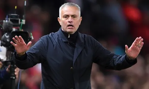 Phiên chợ Đông sắp tới, lối đi nào cho Mourinho?