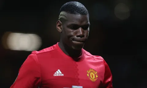 Huyền thoại United lên tiếng khẳng định một điều về Paul Pogba và Mourinho