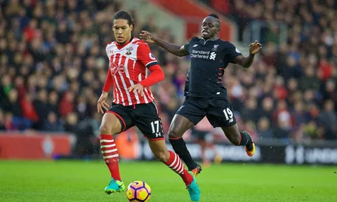 Liverpool đang bị 'ám ảnh' bởi 'thính' của Van Dijk