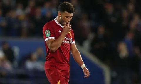 Liverpool ngày càng sợ 'độ nhọ' của Chamberlain