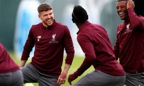 Liverpool tập buổi cuối, đã rõ tình hình Firmino?
