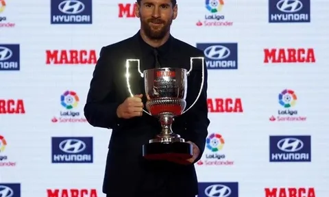 Vừa trở lại, Messi thống trị giải thưởng cá nhân cao quý La Liga