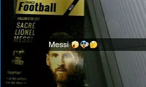Lộ bằng chứng Messi đánh bại Ronaldo ở giải thưởng QBV