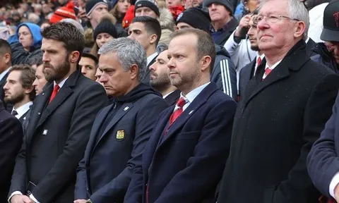 Lộ diện 'bố già' trong bóng tối giúp Woodward loại bỏ Mourinho, thâu tóm Solskjaer
