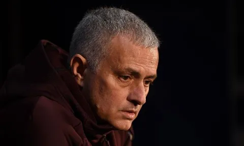 Lộ số tiền Mourinho phải chi cho 895 ngày sống ở Manchester