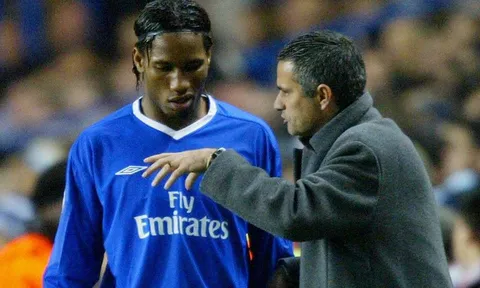 "Lời nói của Mourinho đã thuyết phục tôi ở lại"