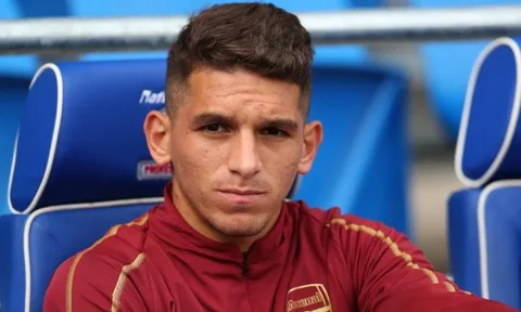 Lucas Torreira có bài hát mới ở Arsenal