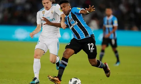 Luka Modric thể hiện ra sao trước Gremio?