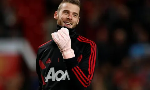Lương gần 400.000 bảng/tuần, Man Utd có giữ được De Gea?