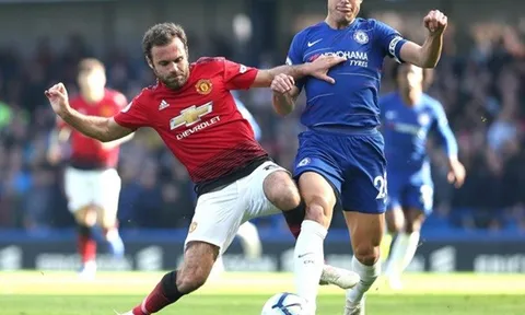 Juan Mata và cú rướn người suýt đưa MU tới thiên đường