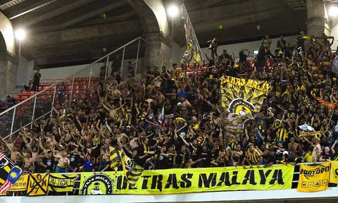 Fan Việt ghen tỵ với cách thưởng vé chung kết cho CĐV của Malaysia