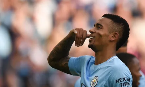 Man City gây sốc khi nâng lương "bèo" cho Gabriel Jesus