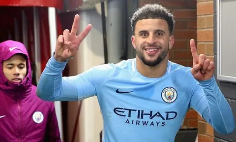 Man City hứng khởi thế này, hỏi sao Mourinho không phát cáu