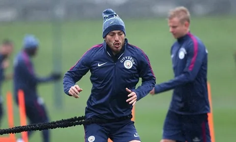 Man City lao vào tập luyện, chờ hủy diệt Crystal Palace