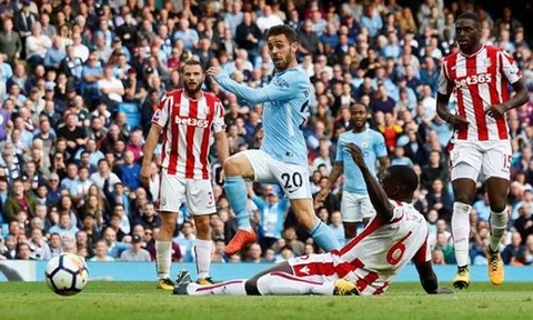 Man City nổ súng từ mọi vị trí, Conte có thấy thèm?