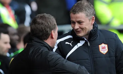 Màn ra mắt của Solskjaer không được coi trọng bằng Liverpool