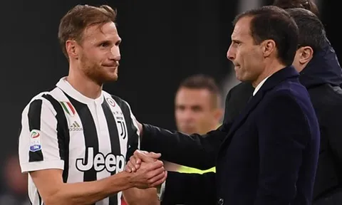 Màn ra mắt Juventus của Benedikt Howedes