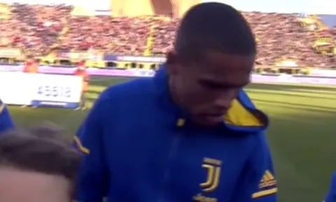 Màn trình diễn của Douglas Costa trước Bologna